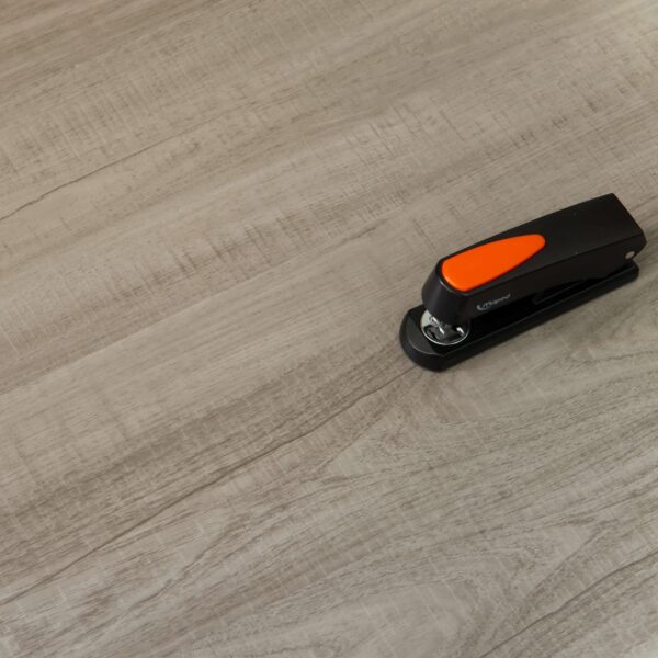 Piso Vinilico Colado 3mm Ospefloor Horus min scaled 1